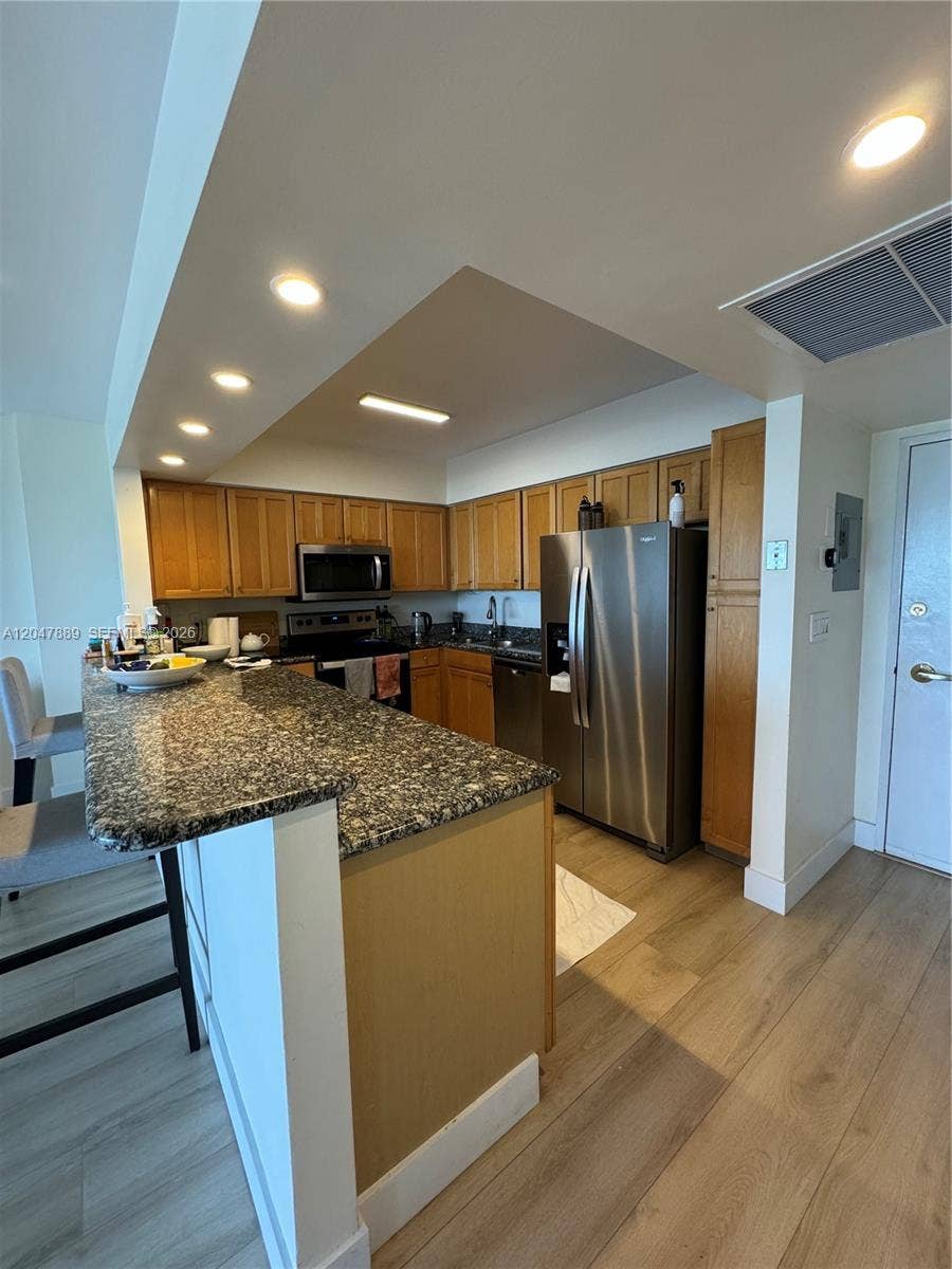 5700 Collins Avenue, #6J, Miami Beach, FL 33140 Photo 17