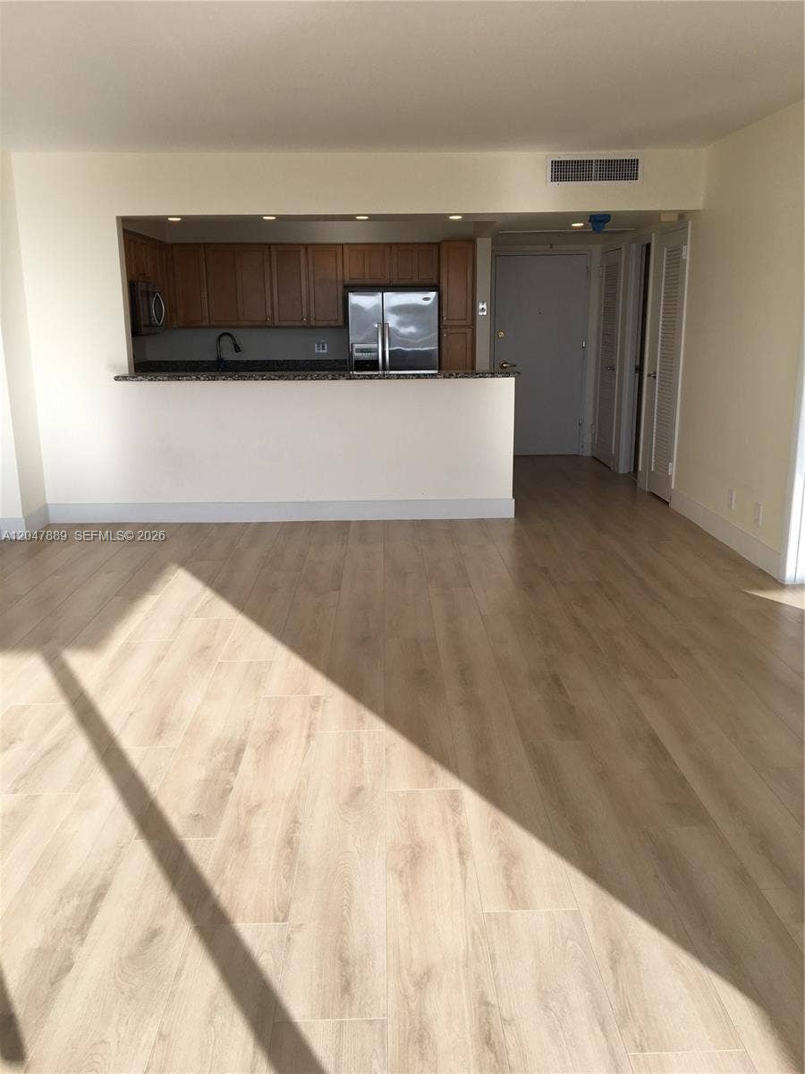 5700 Collins Avenue, #6J, Miami Beach, FL 33140 Photo 14