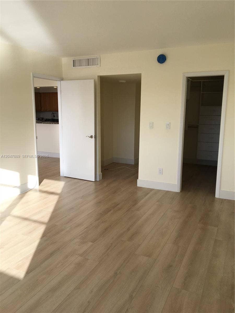 5700 Collins Avenue, #6J, Miami Beach, FL 33140 Photo 25
