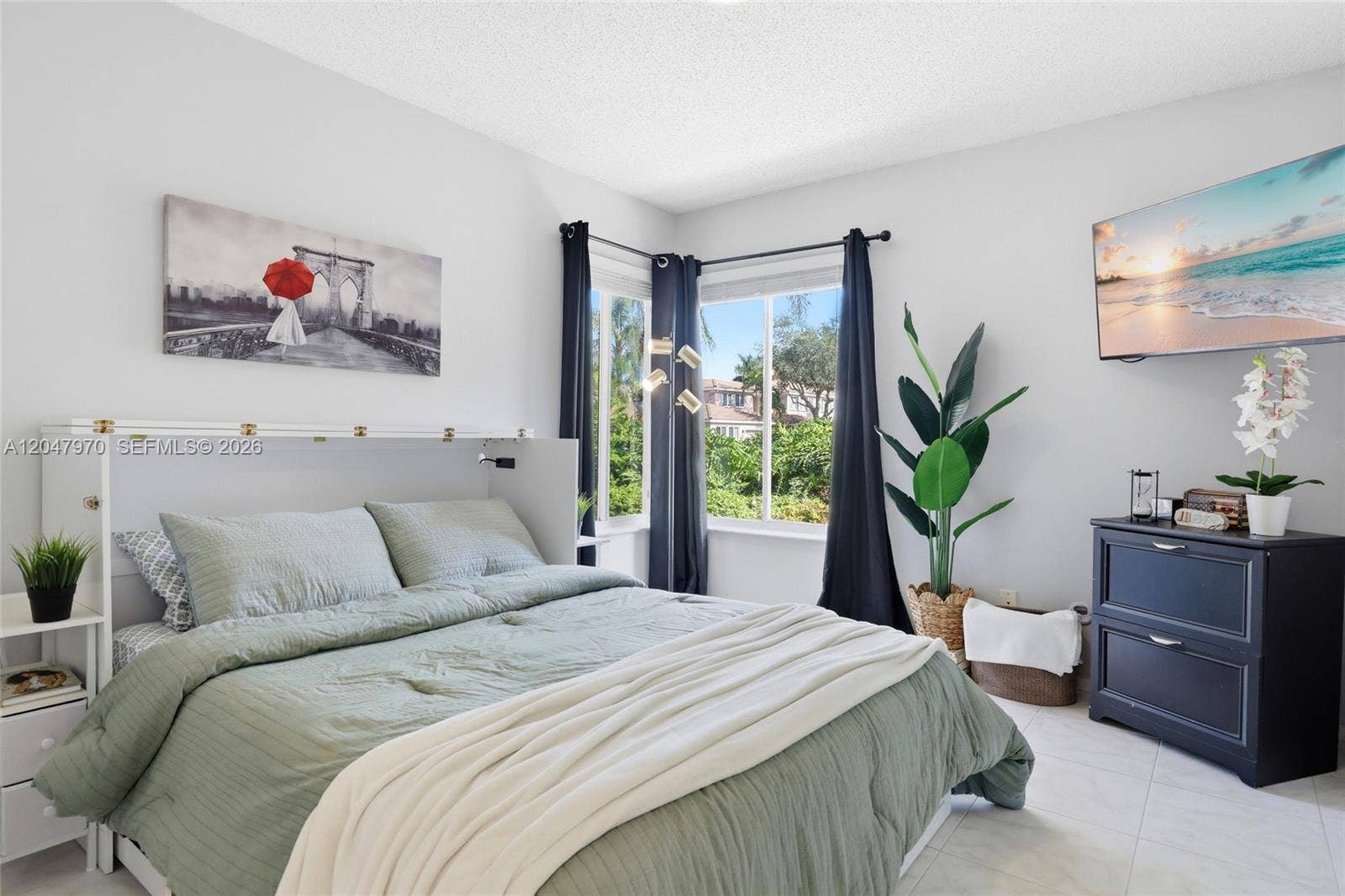 2nd Bedroom