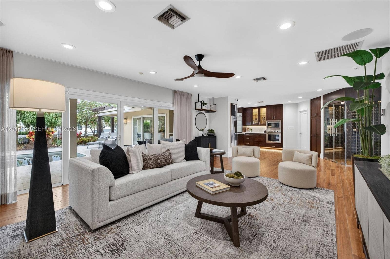 3050 NE 41st Street, Fort Lauderdale, FL 33308 Photo 8