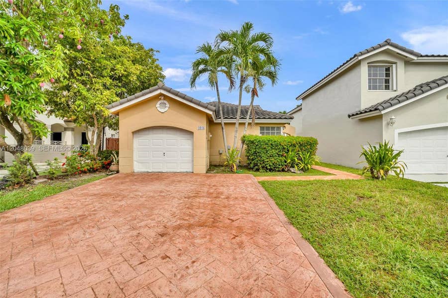 Property photo for 4916 SW 154th Avenue, Miami, FL