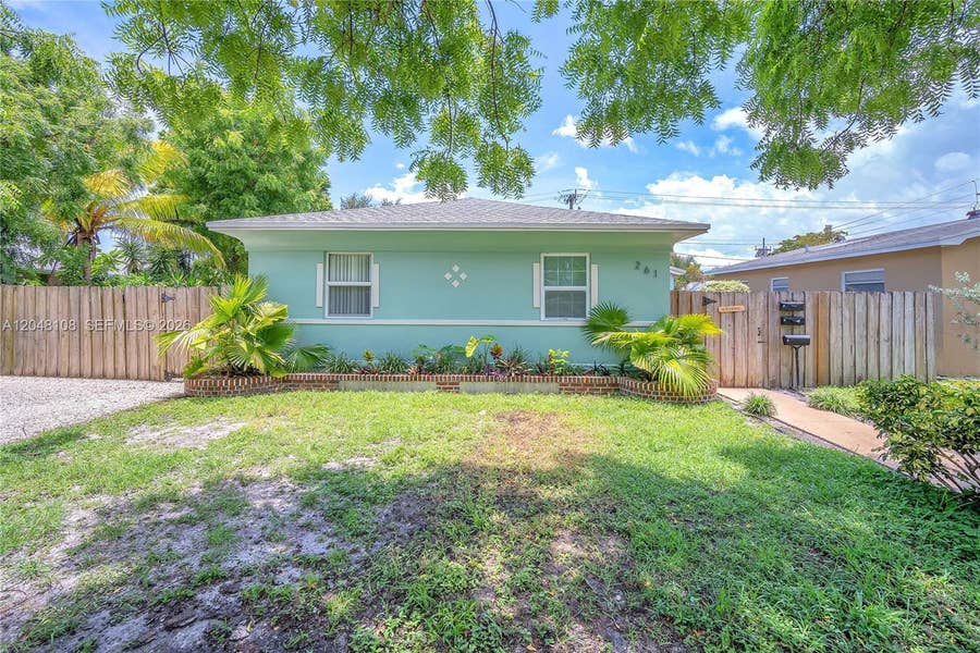 Property photo for 261 SW 15th Street, #1, Dania Beach, FL