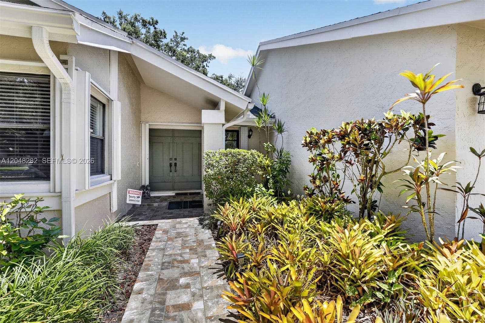 12104 Landing Way, Cooper City, FL 33026 Photo 2