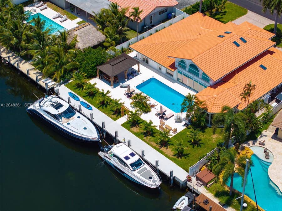 Property photo for 2770 NE 23rd Place, Pompano Beach, FL