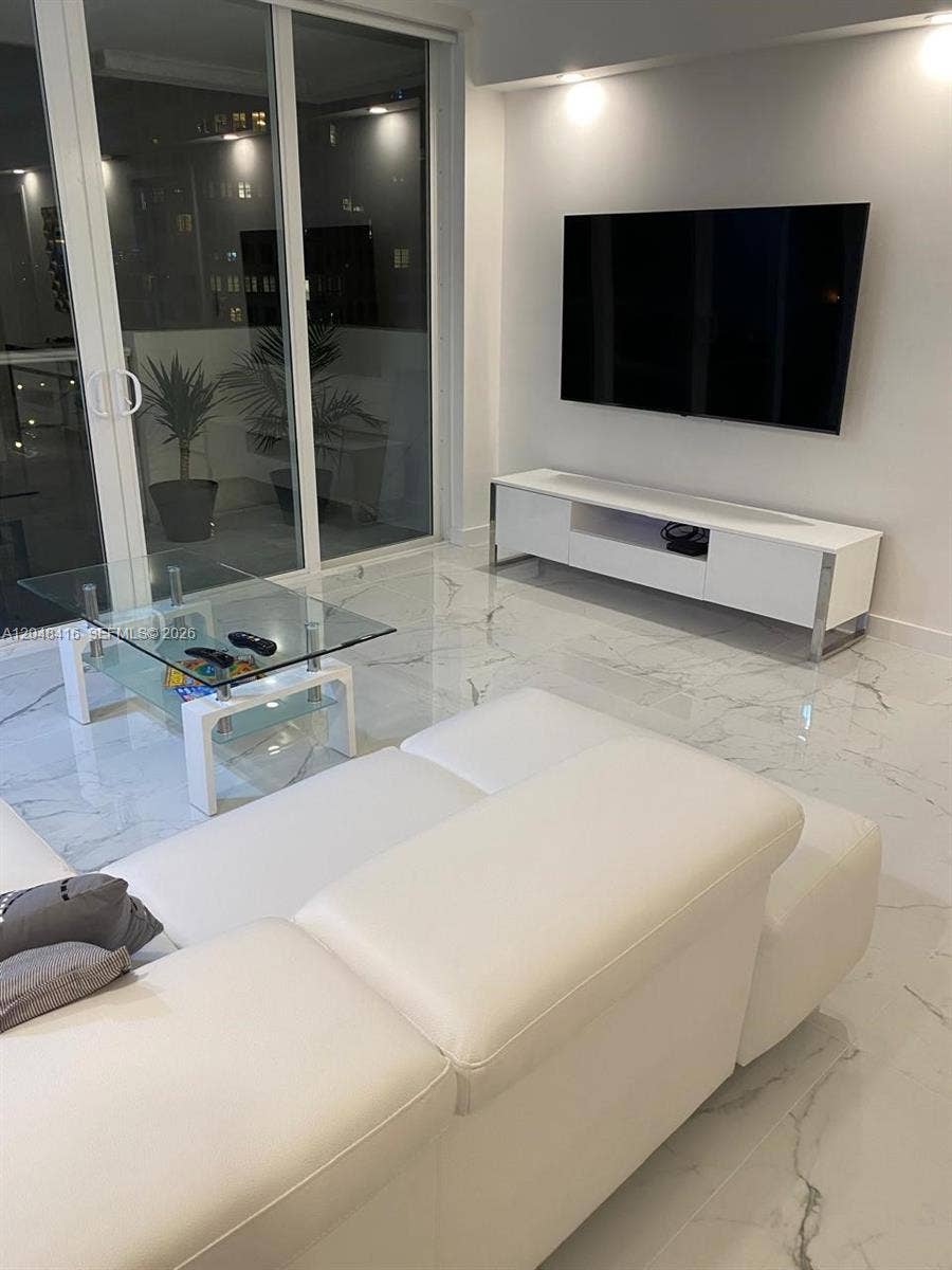 5601 Collins Avenue, #722, Miami Beach, FL 33140 Photo 25