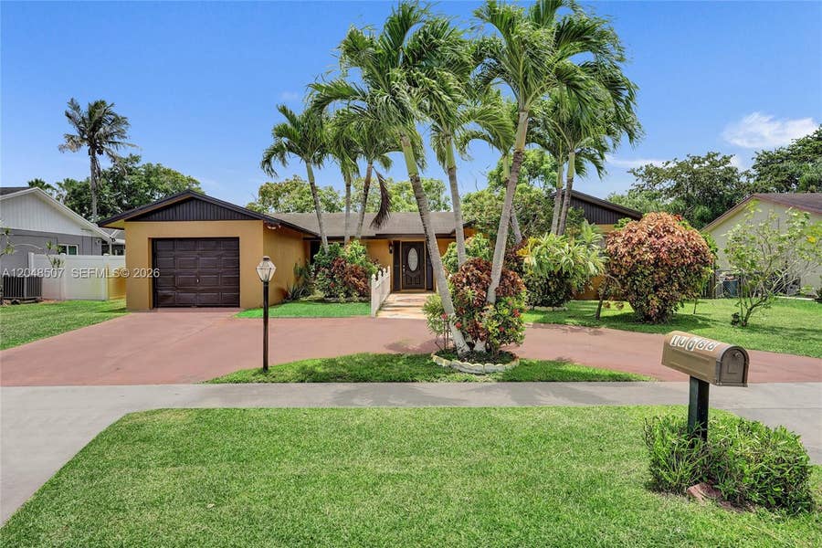 Property photo for 10688 Sleepy Brook Way, Boca Raton, FL