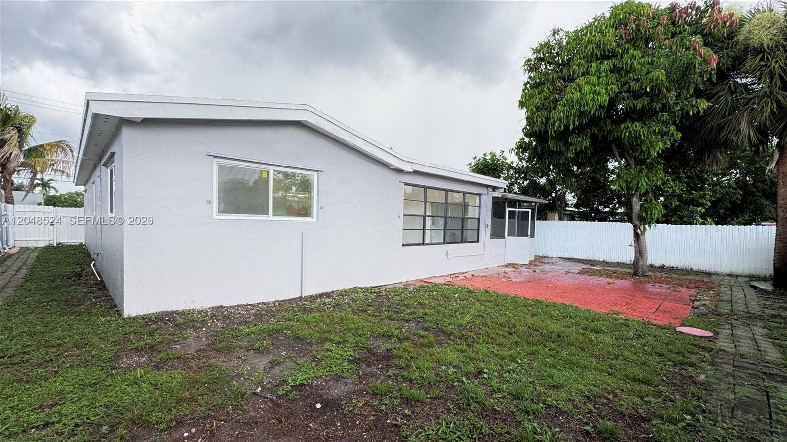 7721 Granada Boulevard, Miramar, FL 33023 Photo 18