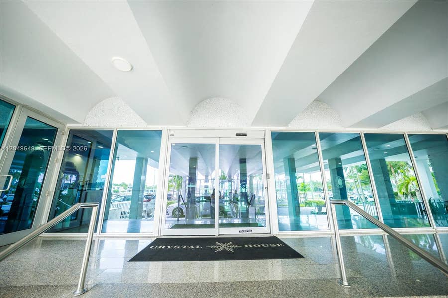 Property photo for 5055 Collins Avenue, #14H, Miami Beach, FL