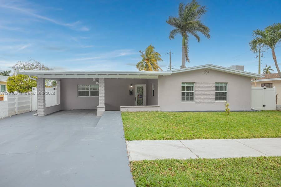 Property photo for 913 NE 2nd Street, Hallandale Beach, FL