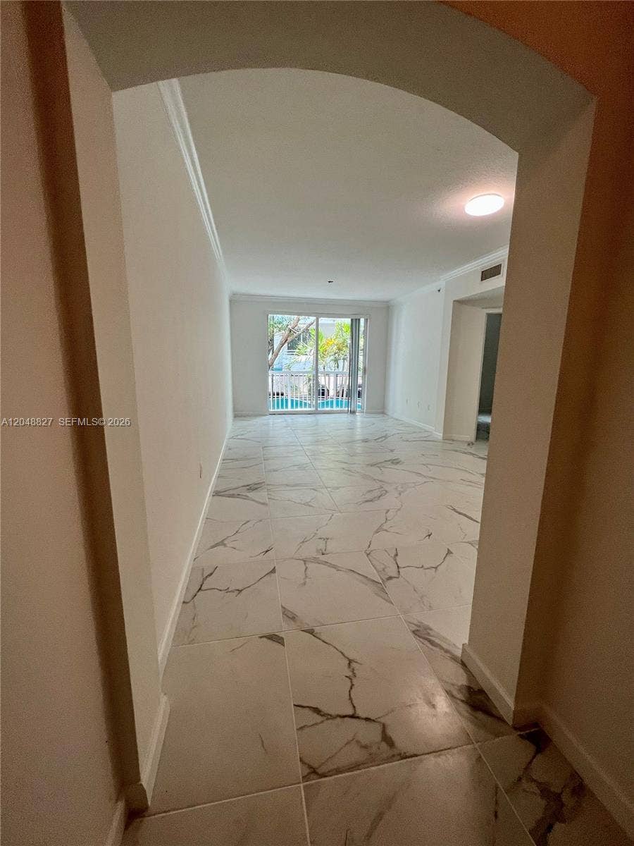 9172 Collins Avenue, #214, Surfside, FL 33154 Photo 5