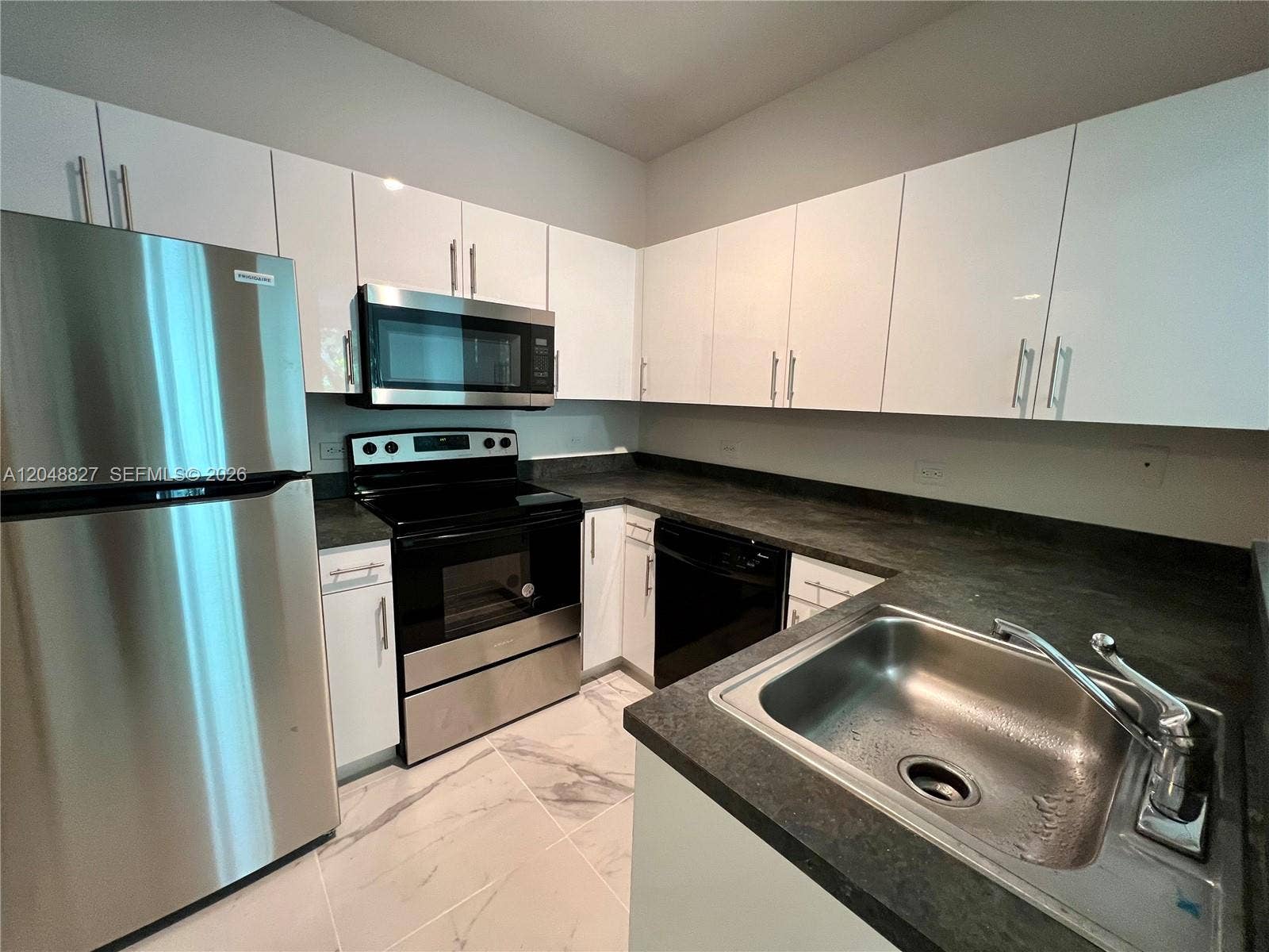 9172 Collins Avenue, #214, Surfside, FL 33154 Photo 3