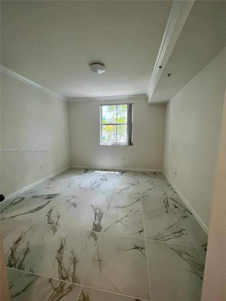 9172 Collins Avenue, #214, Surfside, FL 33154 Photo 13