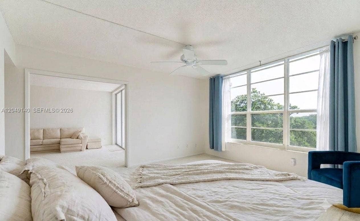 605 Oaks Drive, #607, Pompano Beach, FL 33069 Virtually staged