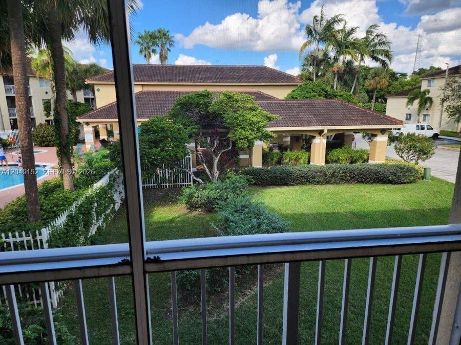 Property photo for 460 S Park, #209, Hollywood, FL