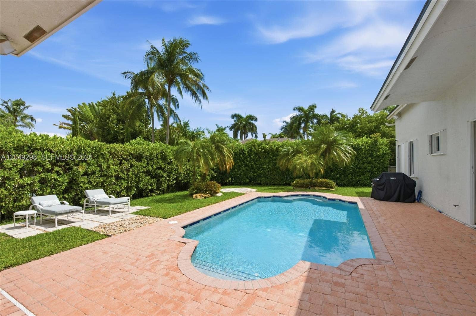 2542 Eagle Run Drive, Weston, FL 33327 Photo 2