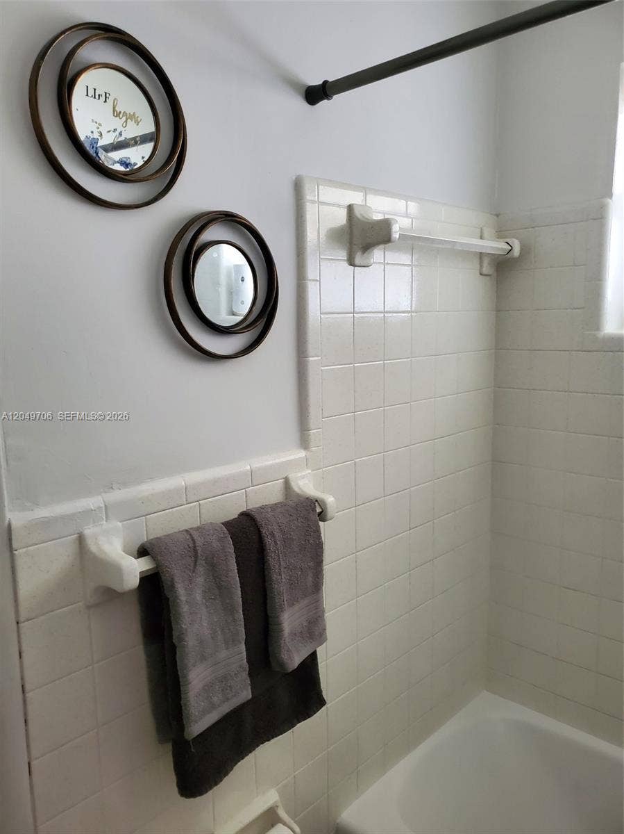 804 NW 8th Street, Dania Beach, FL 33004 Photo 2