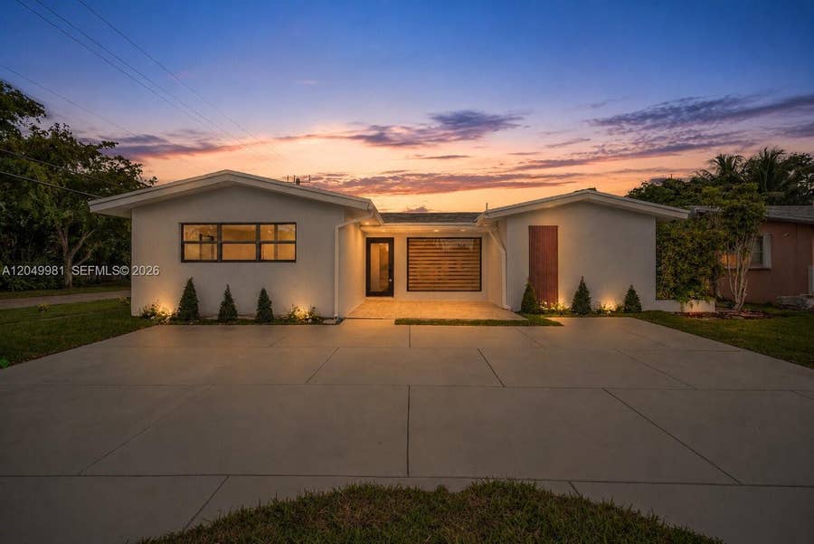 Property photo for 1900 N 48th Avenue, Hollywood, FL