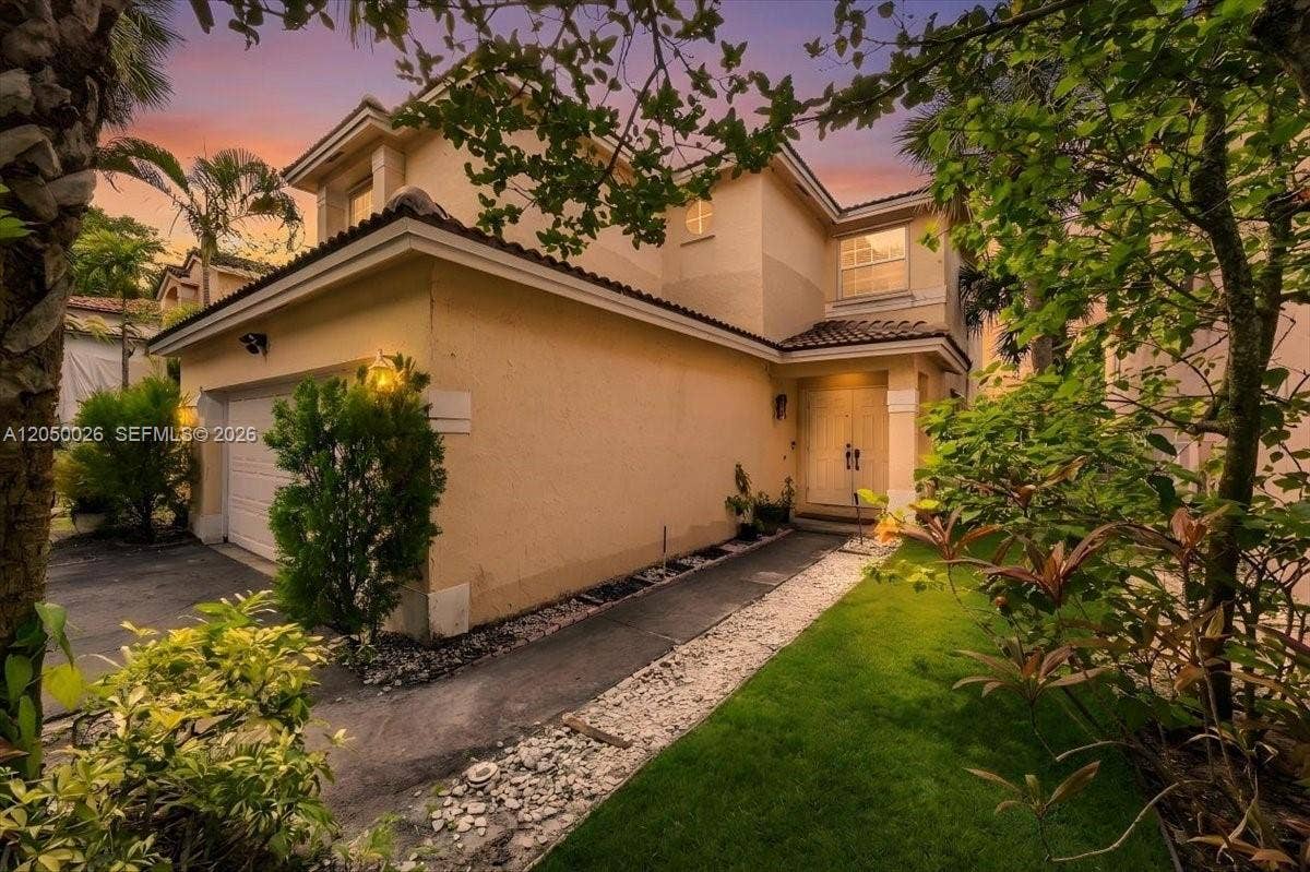 9847 Fairway Cove Lane, Plantation, FL 33324 Photo 3