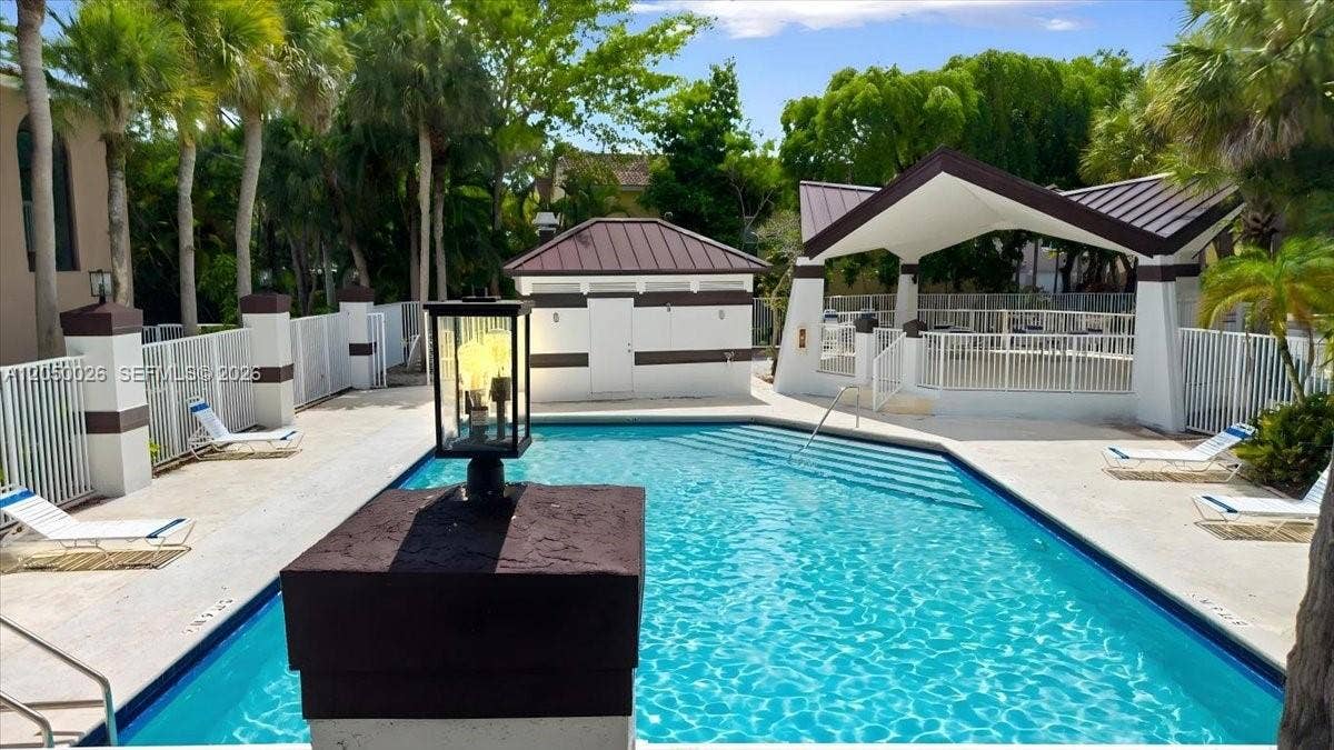 9847 Fairway Cove Lane, Plantation, FL 33324 Photo 27