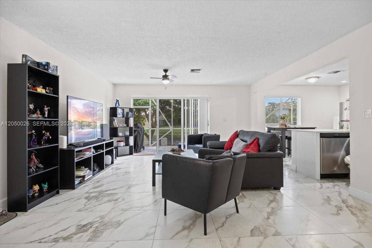 9847 Fairway Cove Lane, Plantation, FL 33324 Photo 44