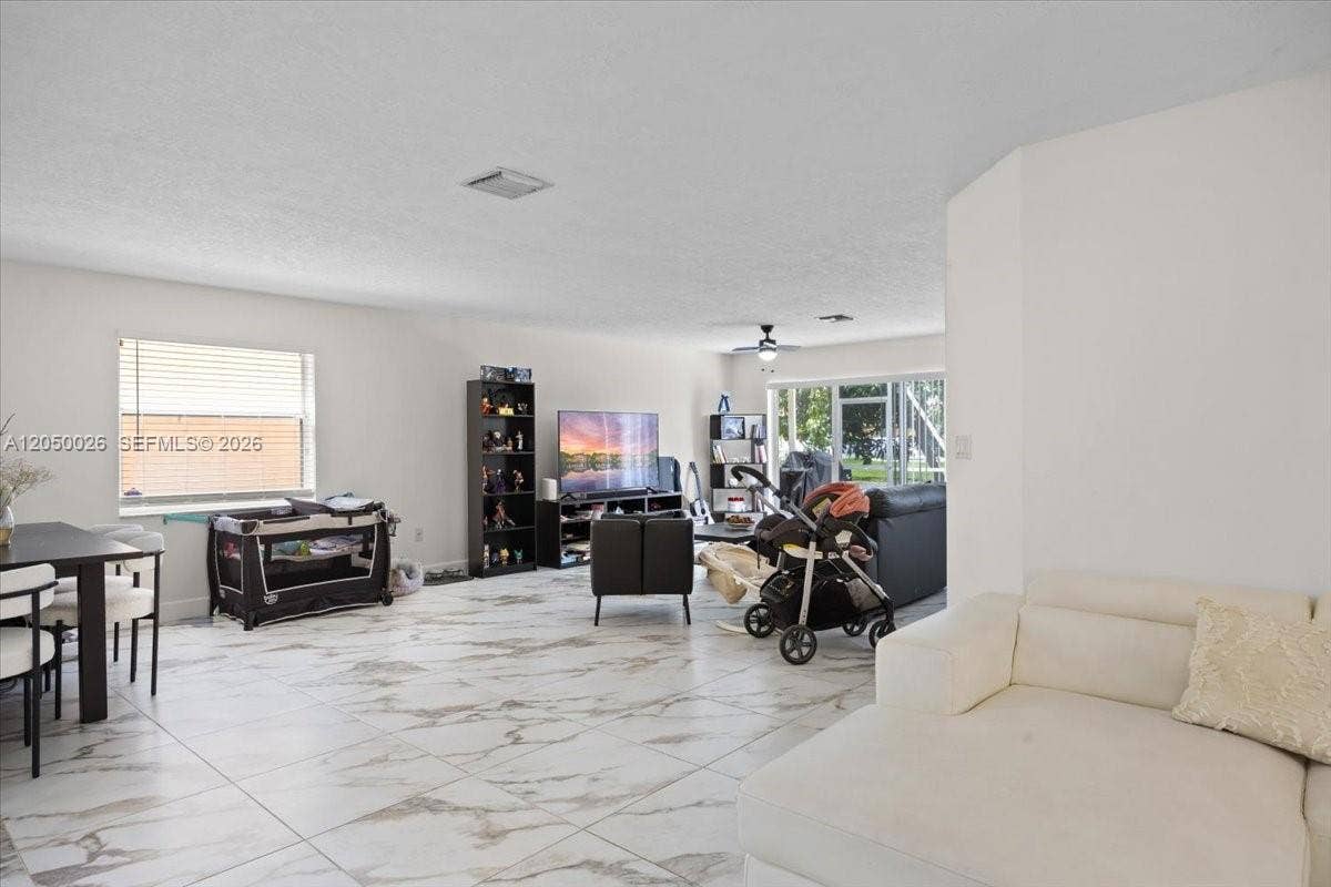 9847 Fairway Cove Lane, Plantation, FL 33324 Photo 43