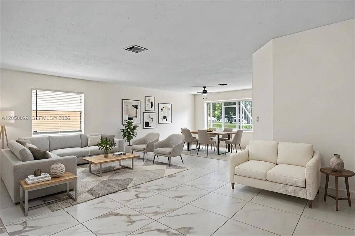 9847 Fairway Cove Lane, Plantation, FL 33324 Photo 7