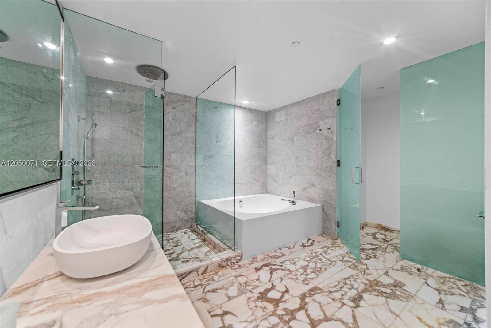 10203 Collins Avenue, #401, Bal Harbour, Bal Harbour, FL 33154 Photo 31