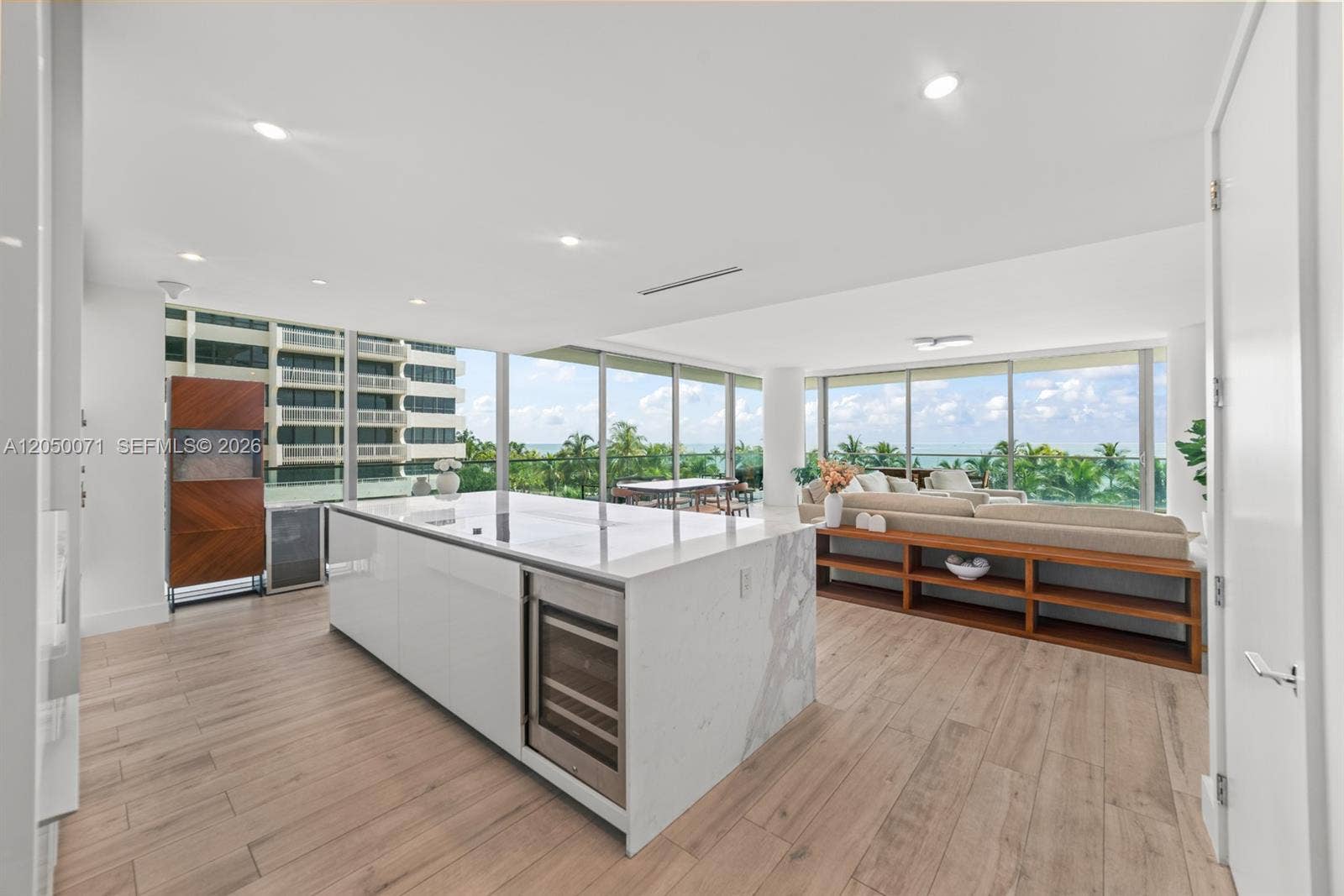 10203 Collins Avenue, #401, Bal Harbour, Bal Harbour, FL 33154 Photo 8