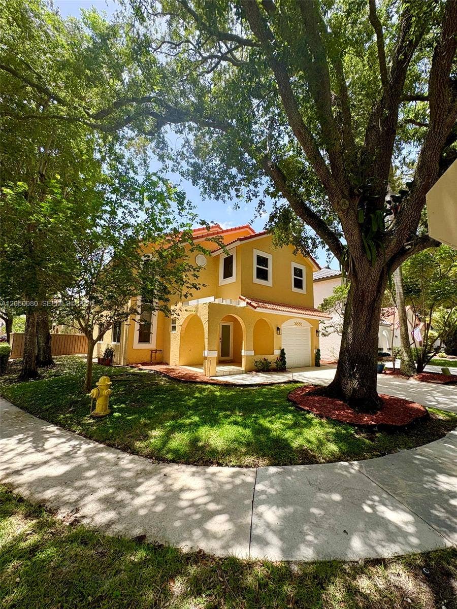 9833 NW 5th Court, Plantation, FL 33324 Photo 3