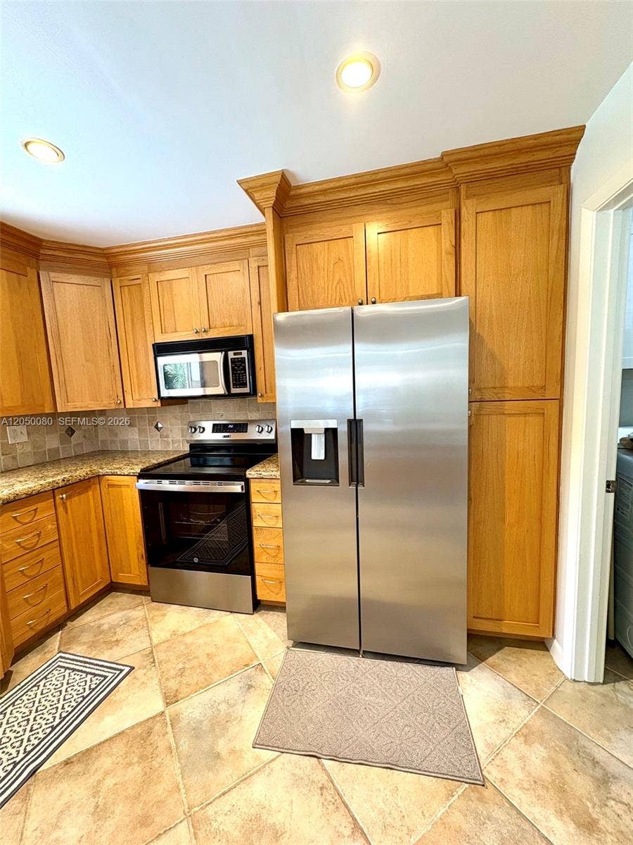 9833 NW 5th Court, Plantation, FL 33324 Photo 16