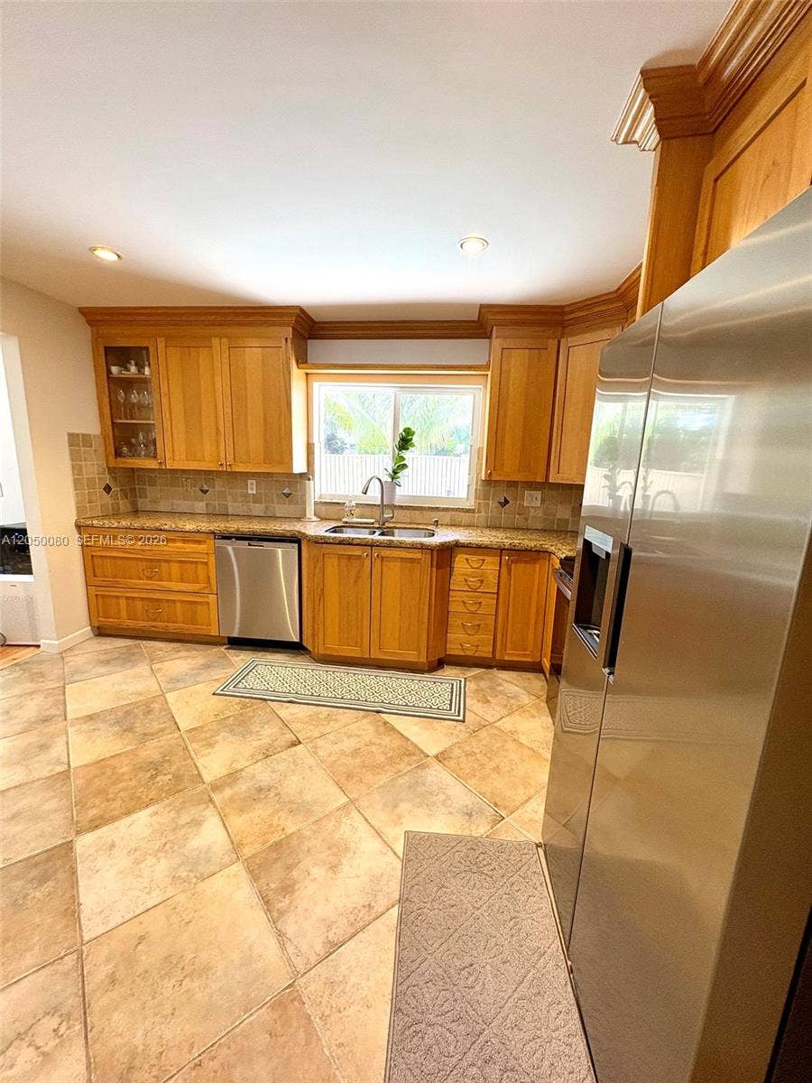 9833 NW 5th Court, Plantation, FL 33324 Photo 17