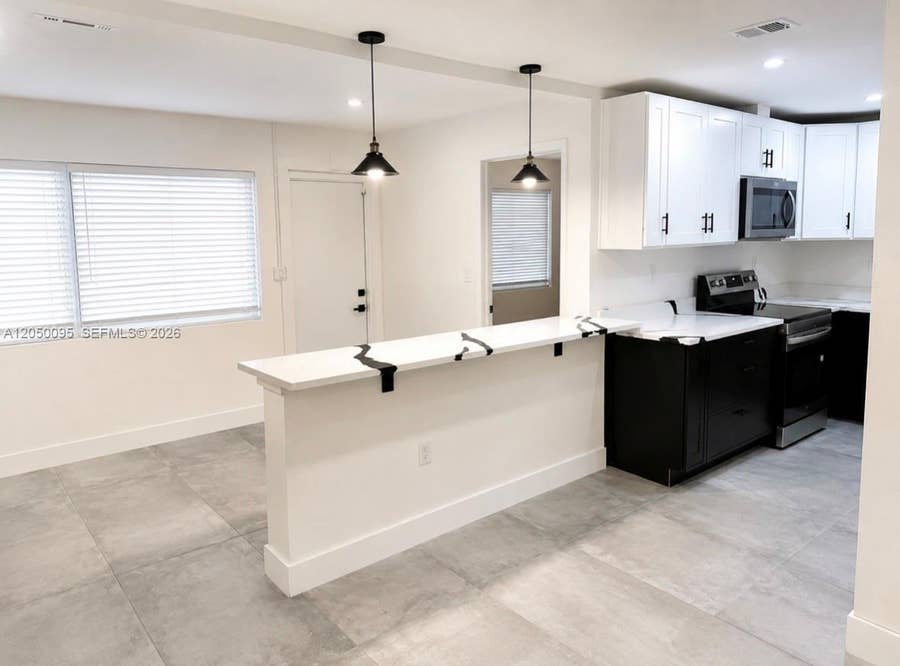 Property photo for 1039 NE 17th Avenue, #-, Fort Lauderdale, FL