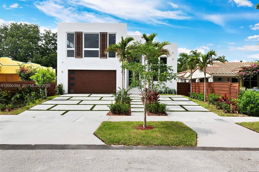 Property photo for 1615 NE 3rd Court, Fort Lauderdale, FL