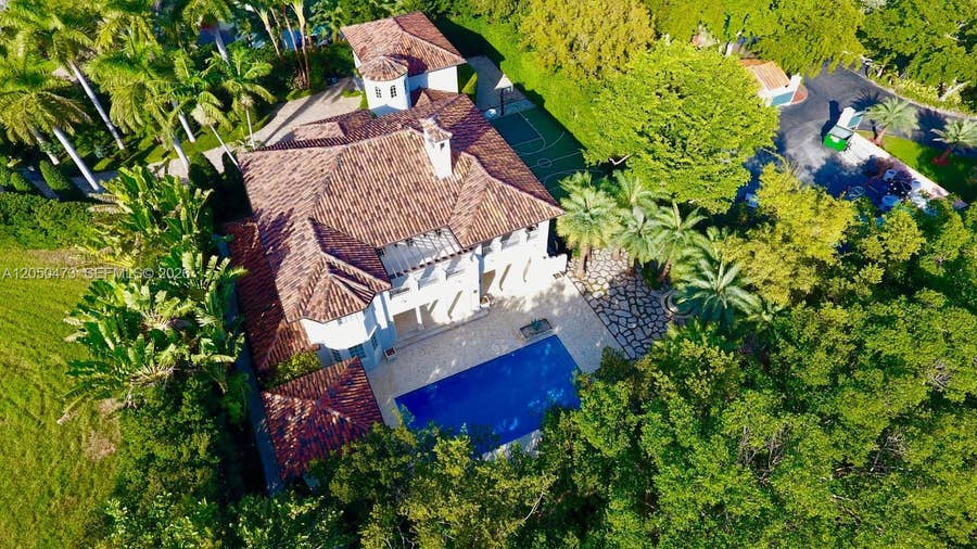 Property photo for 277 Marinero Court, Coral Gables, FL