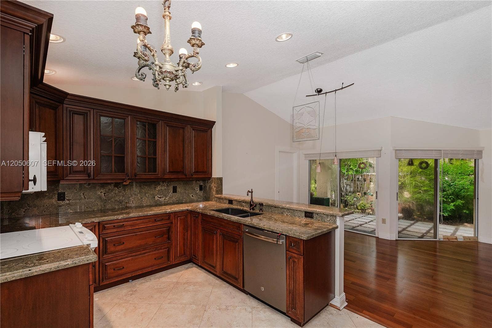9852 NW 9th Court, Plantation, FL 33324 Photo 12