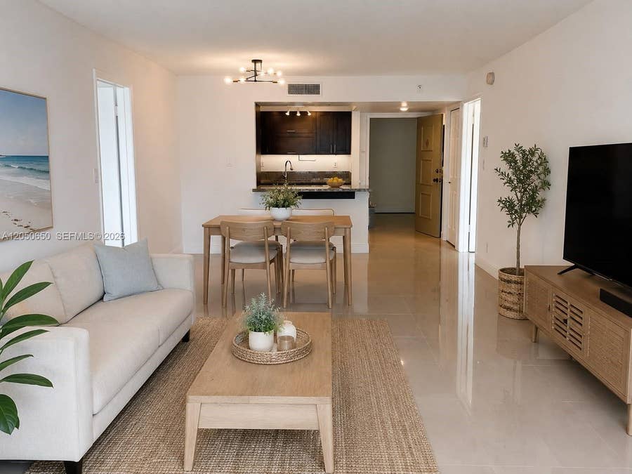 Property photo for 100 Lakeview Drive, #316, Weston, FL