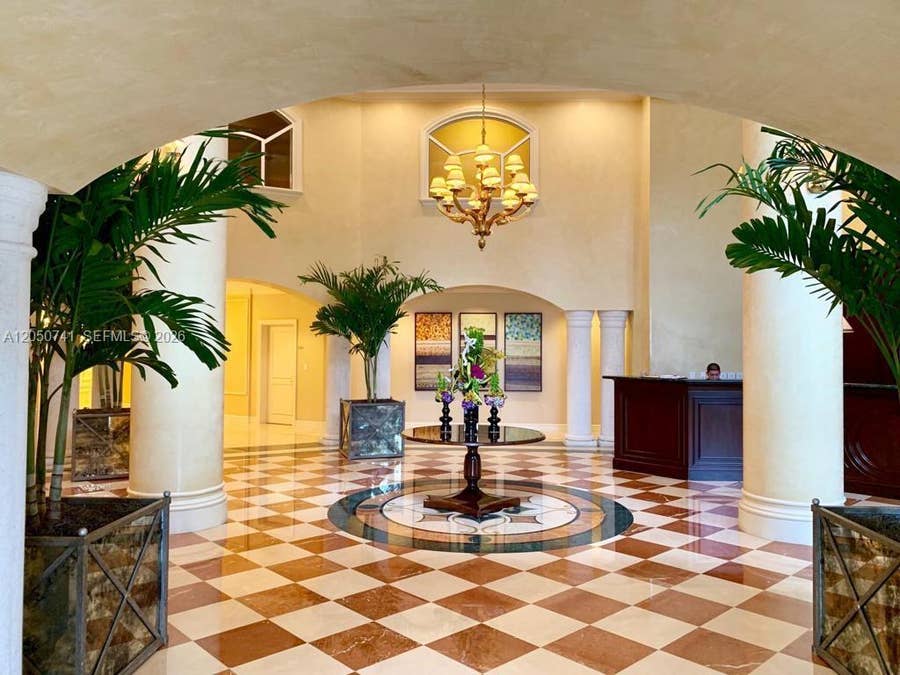 Property photo for 20000 E Country Club Drive, #405, Aventura, FL