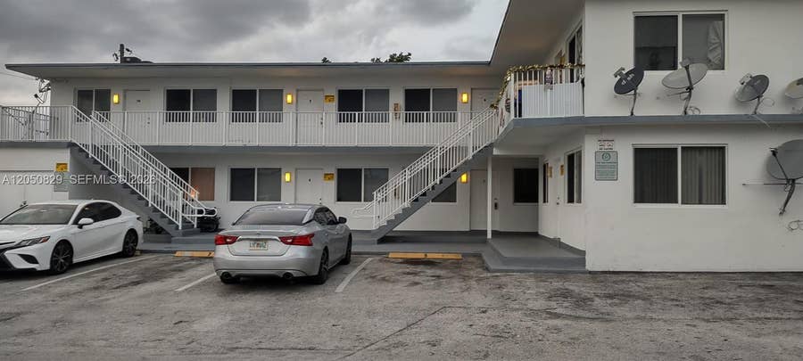 Property photo for 101 NW 29th Avenue, #10, Fort Lauderdale, FL