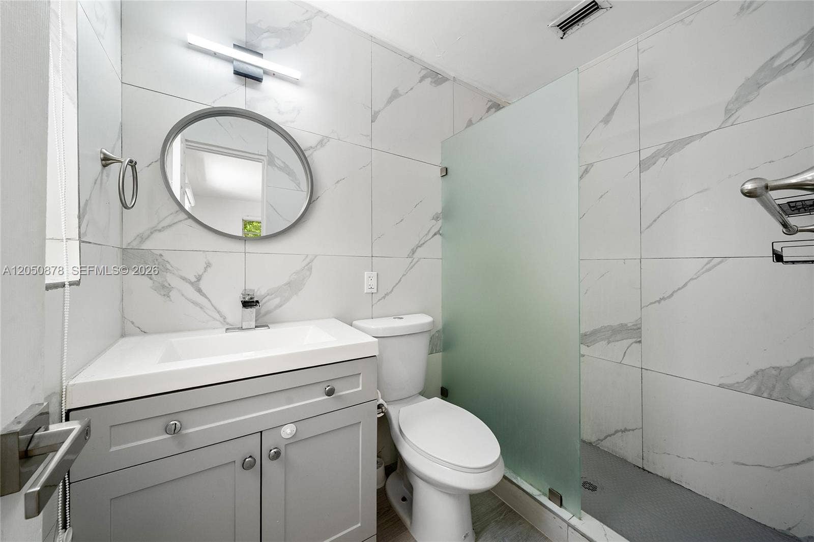 230 NE 2nd Place, Dania Beach, FL 33004 Photo 19