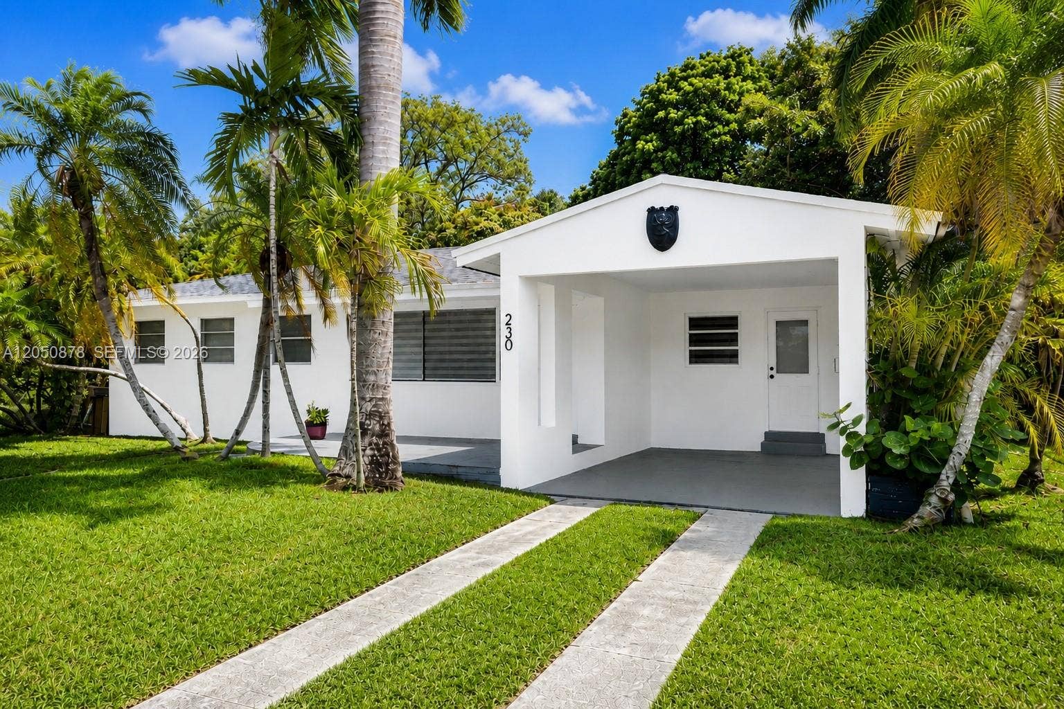 230 NE 2nd Place, Dania Beach, FL 33004 Photo 2