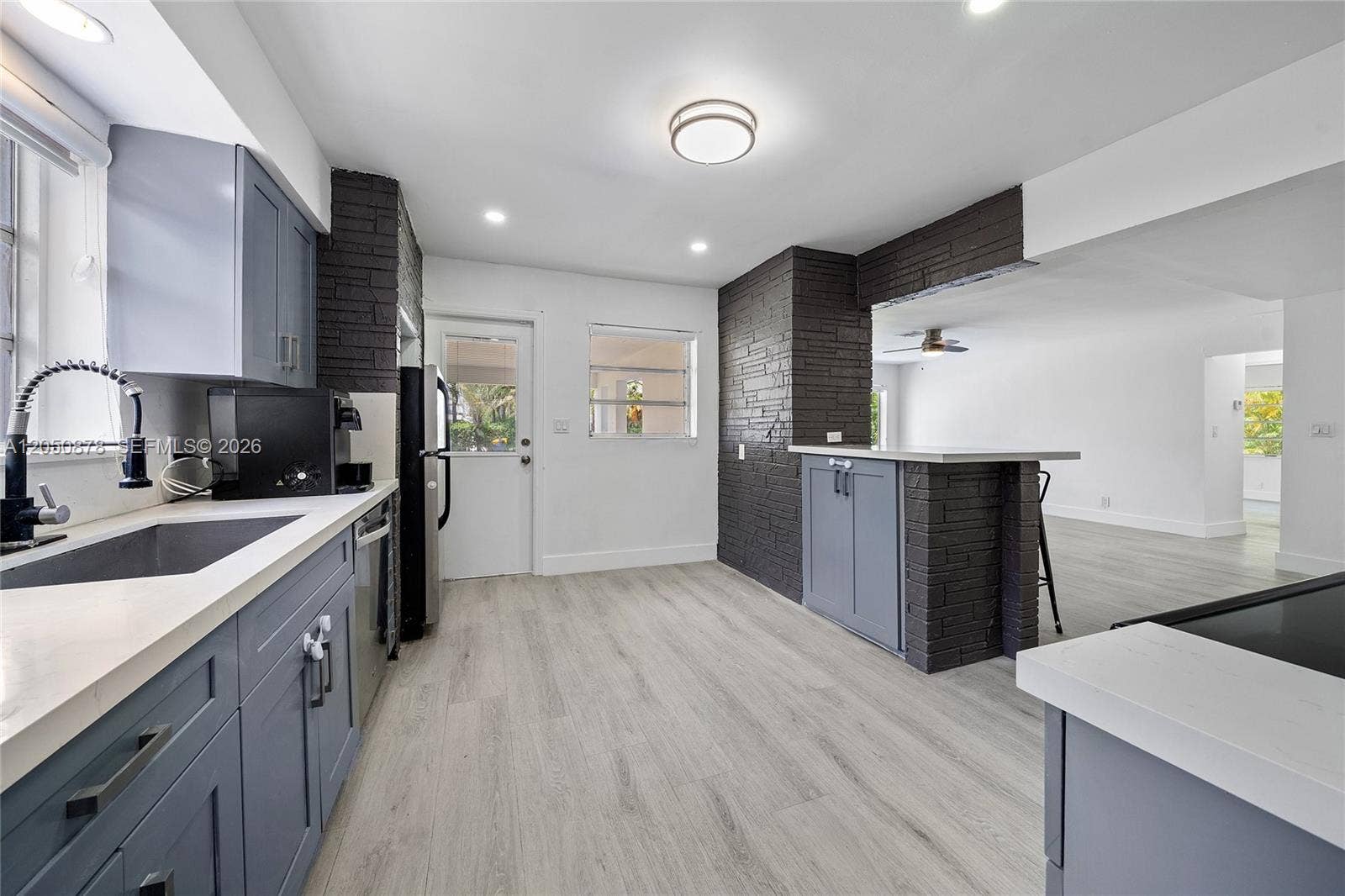 230 NE 2nd Place, Dania Beach, FL 33004 Photo 14