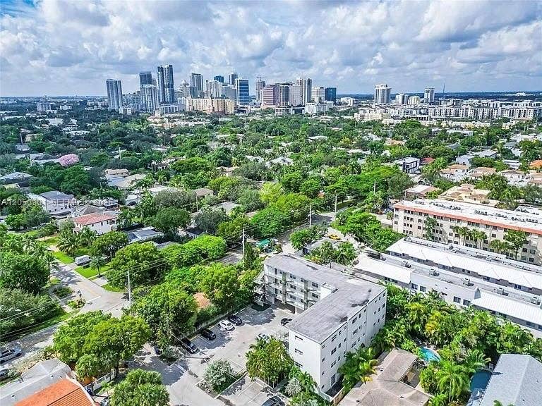 609 NE 13th Avenue, #302, Fort Lauderdale, FL 33304 Photo 23