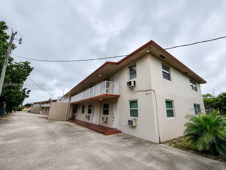 Property photo for 2917 Plunkett Street, #17C, Hollywood, FL