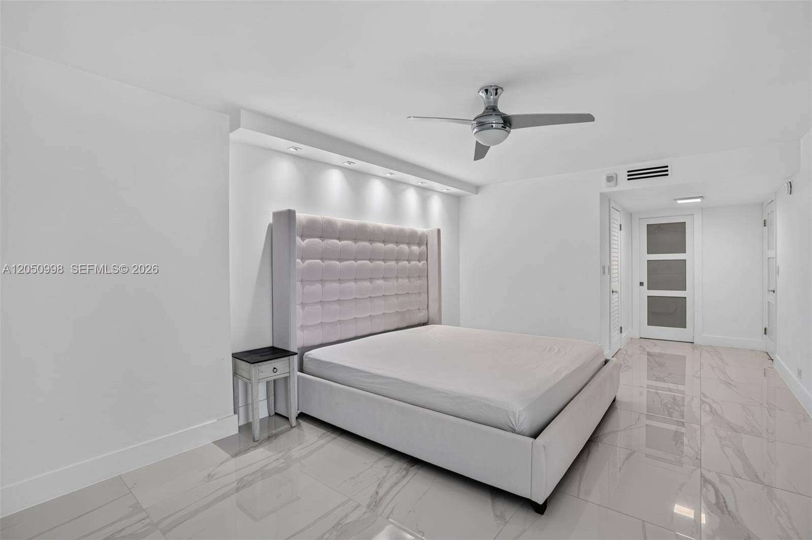 6039 Collins Avenue, #1624, Miami Beach, FL 33140 Photo 13