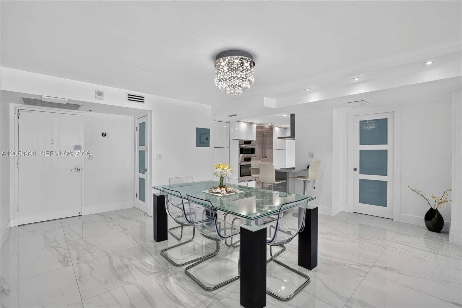 6039 Collins Avenue, #1624, Miami Beach, FL 33140 Photo 8