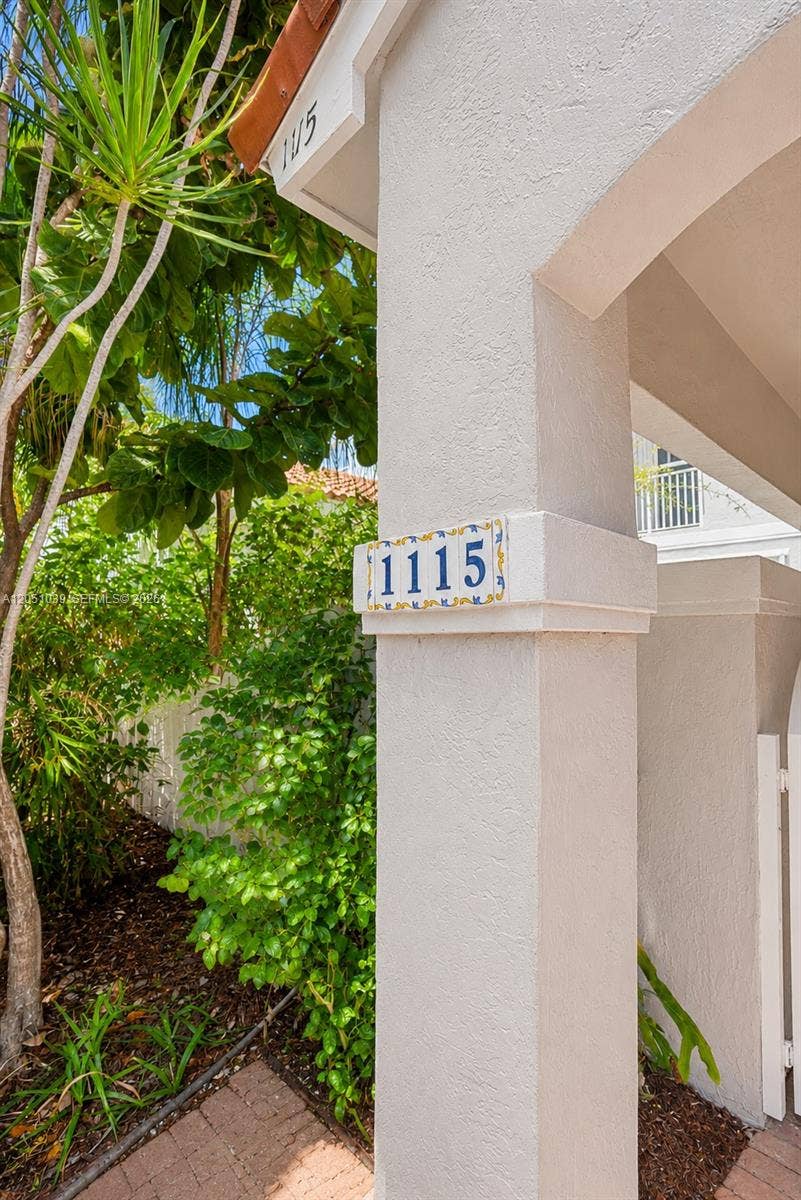 Property photo for 1115 Weeping Willow Way, Hollywood, FL