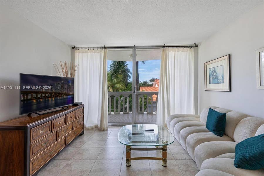 Property photo for 3199 S Ocean Drive, #305, Hallandale Beach, FL