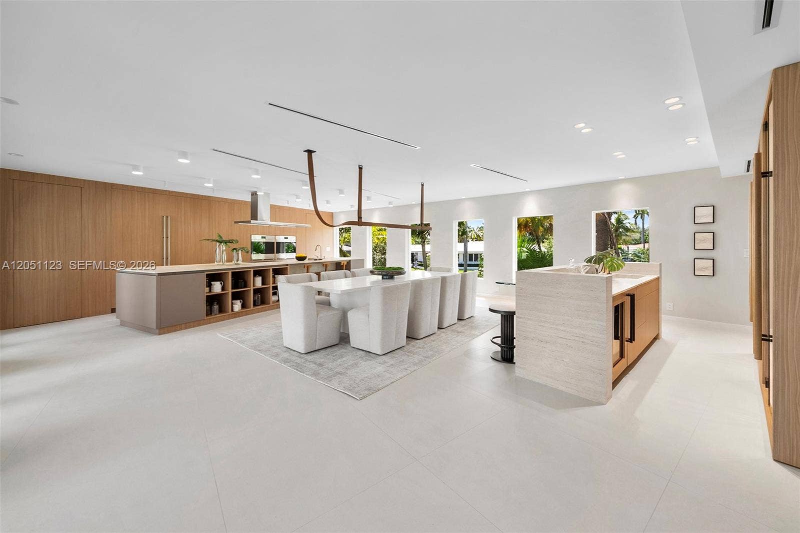 900 N Northlake Drive, Hollywood, FL 33019 Photo 5