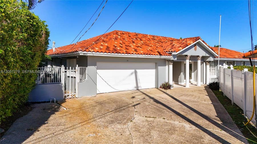 Property photo for 2811 NE 57th Street, Fort Lauderdale, FL